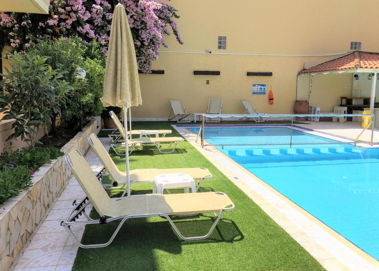 Evdokia Αpartments & Dimitra Village Agia Marina Exteriér fotografie