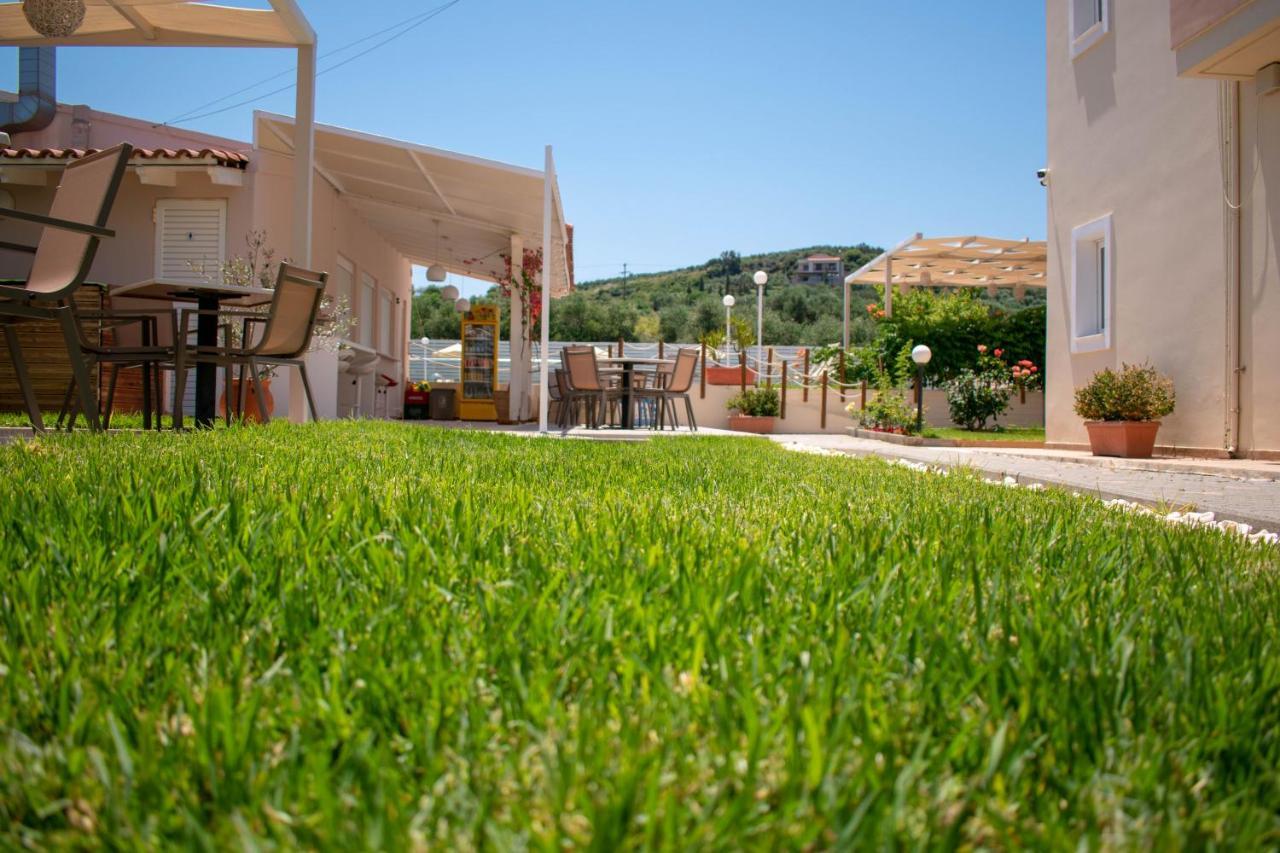 Evdokia Αpartments & Dimitra Village Agia Marina Exteriér fotografie