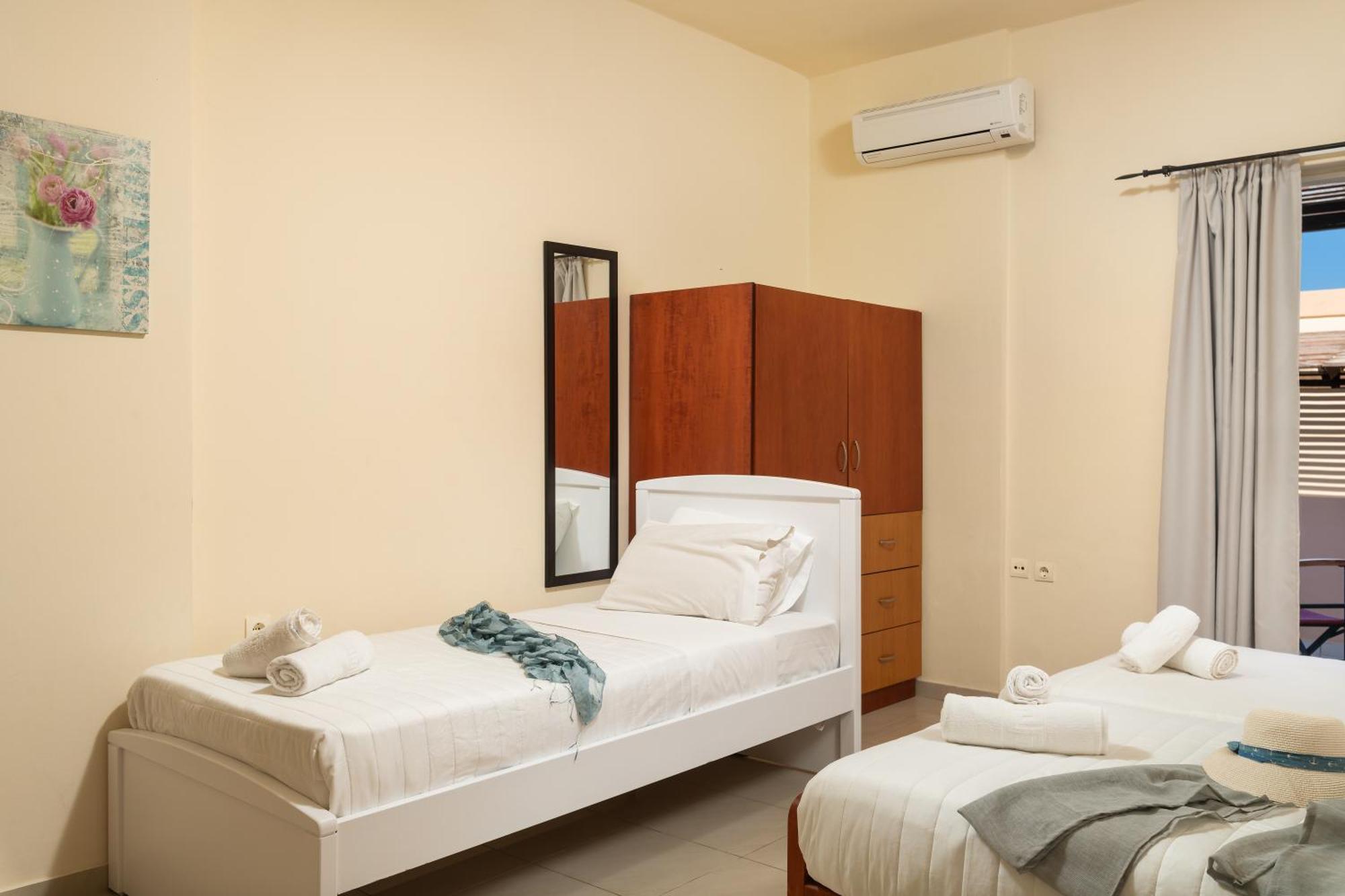 Evdokia Αpartments & Dimitra Village Agia Marina Exteriér fotografie