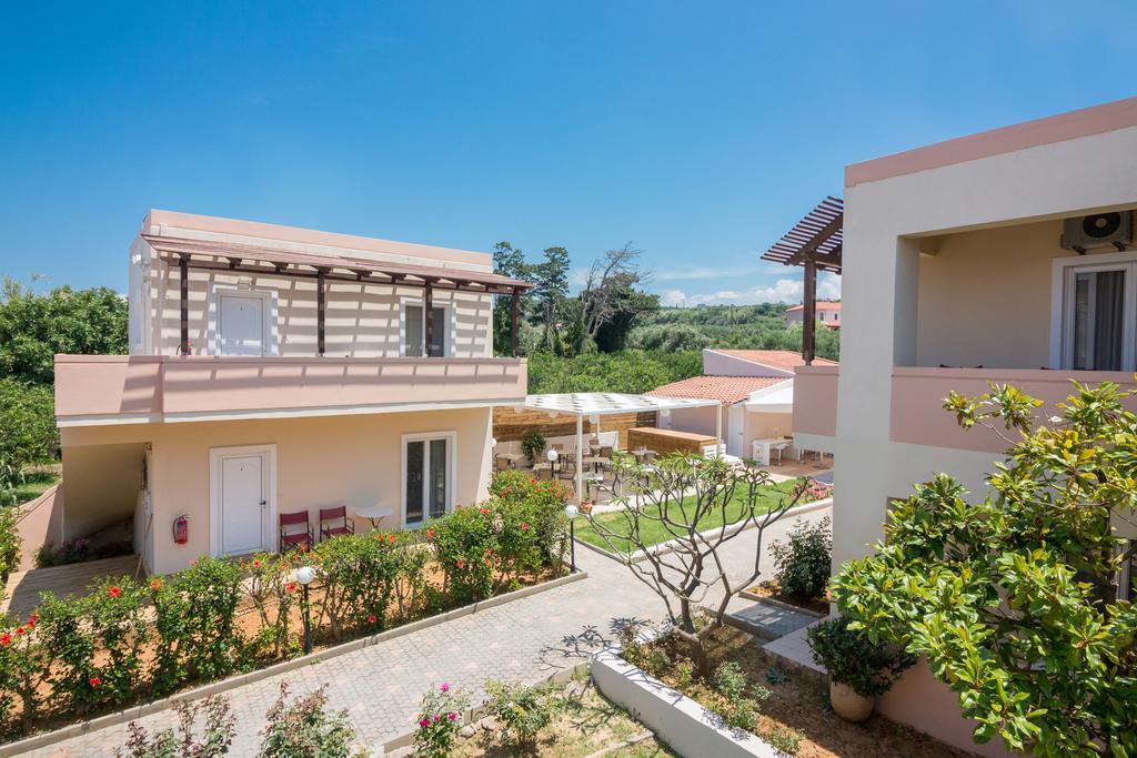 Evdokia Αpartments & Dimitra Village Agia Marina Exteriér fotografie